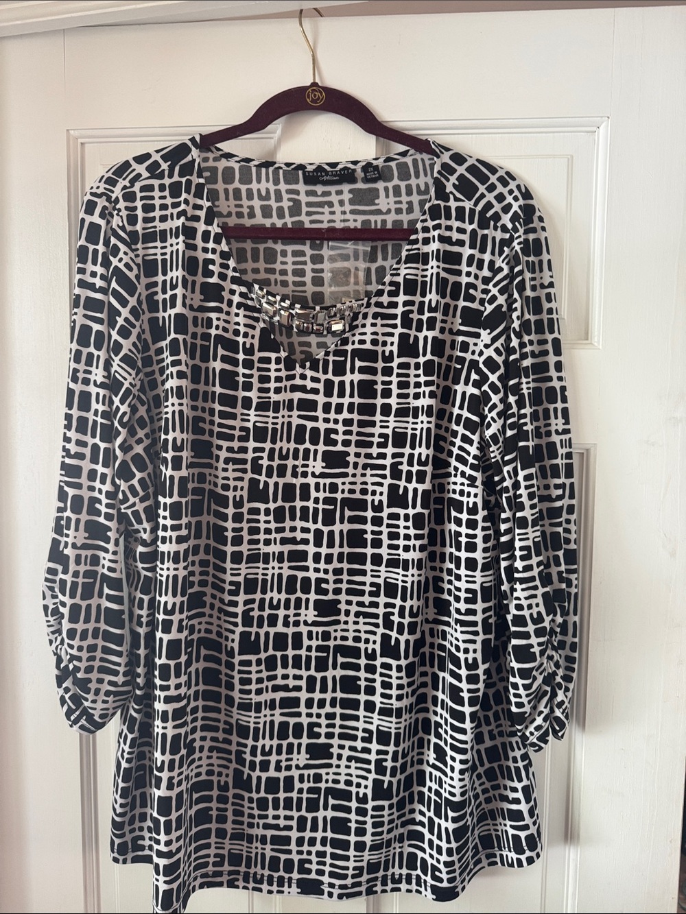 New Susan Graver Black and White Geometric Tunic with Embellished Scoop Neck